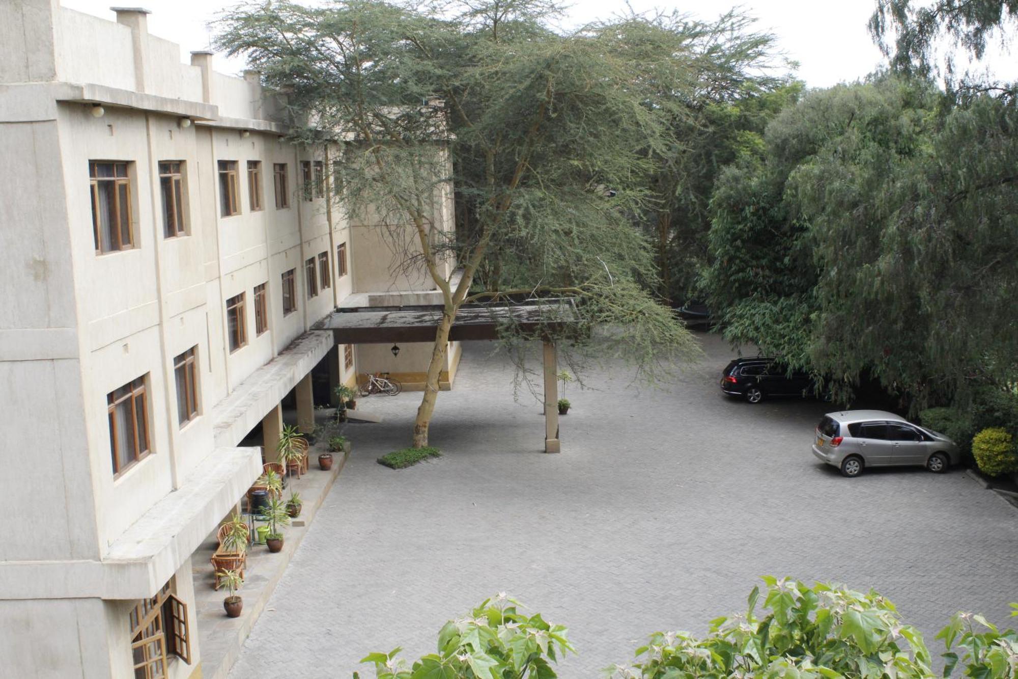 Chambai Hotel Naivasha Bagian luar foto