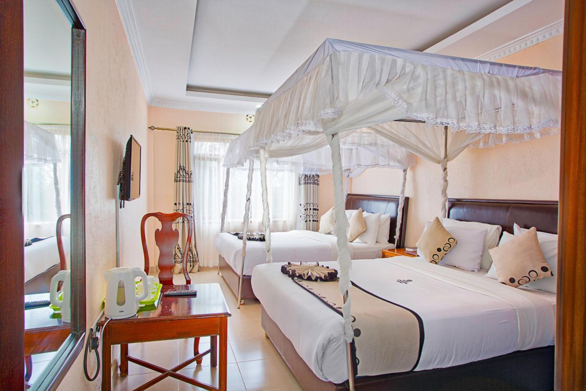 Chambai Hotel Naivasha Bagian luar foto