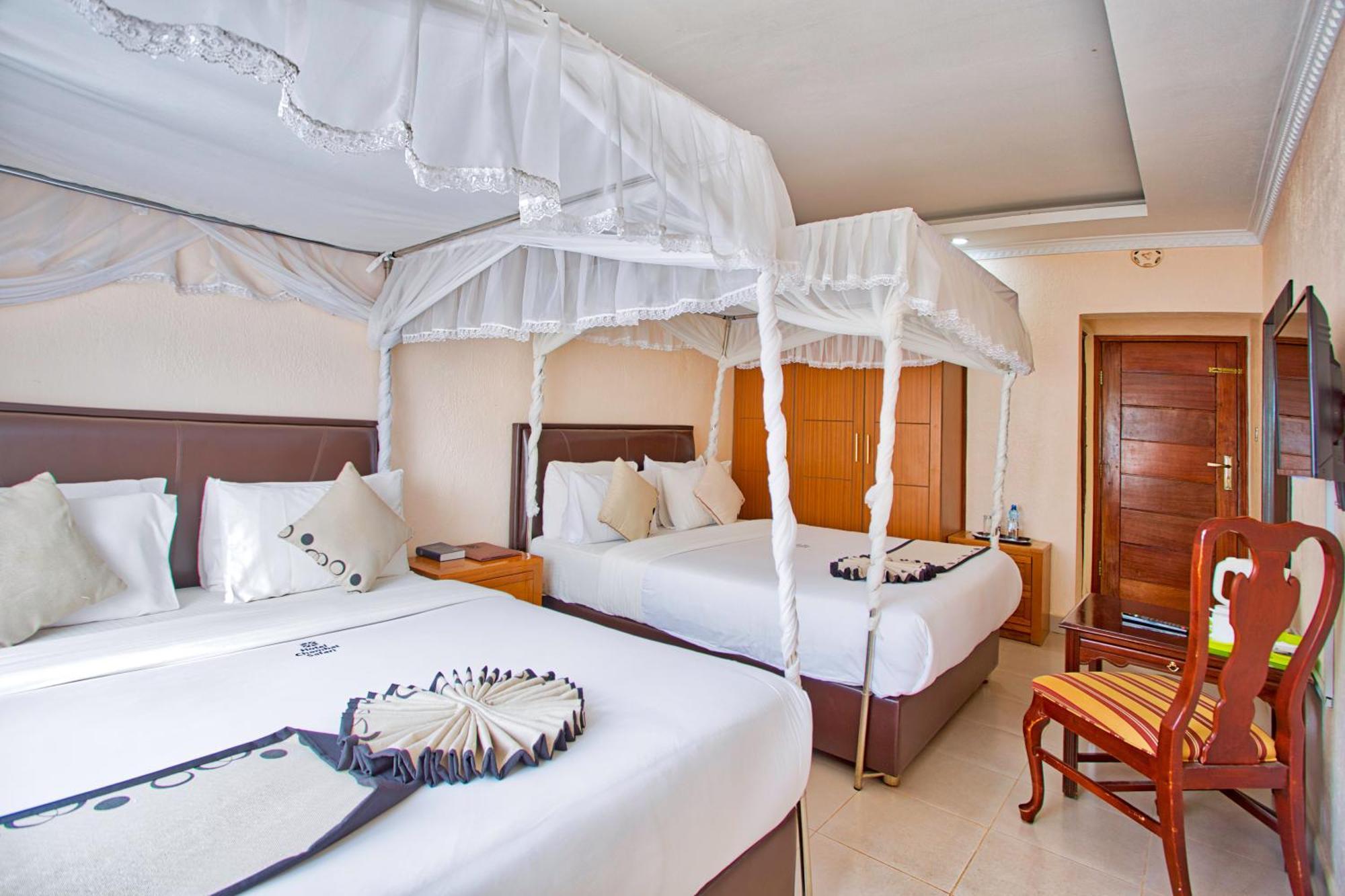 Chambai Hotel Naivasha Bagian luar foto