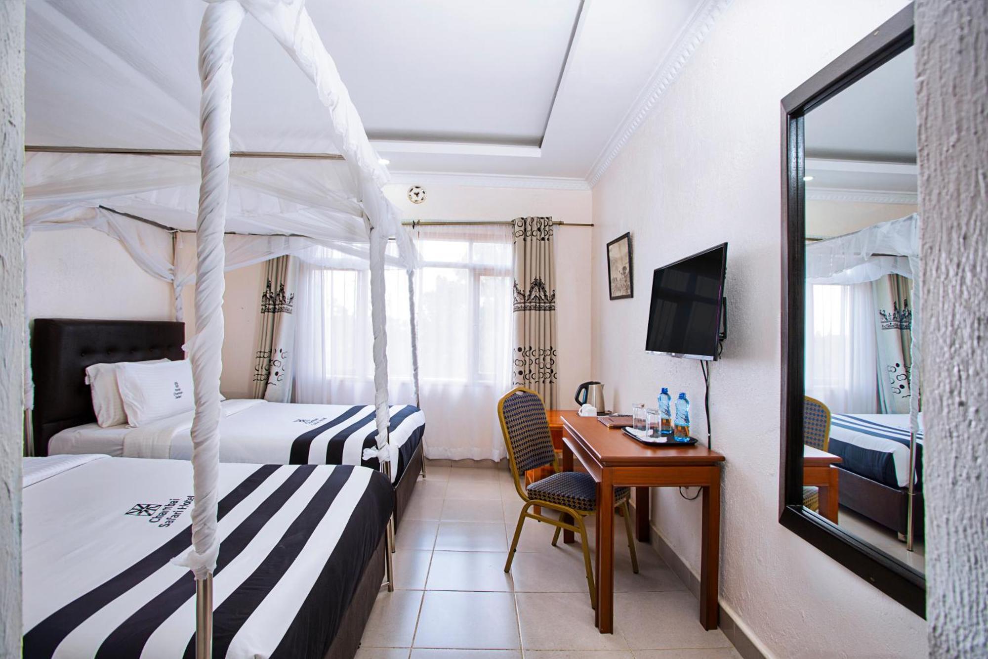 Chambai Hotel Naivasha Bagian luar foto