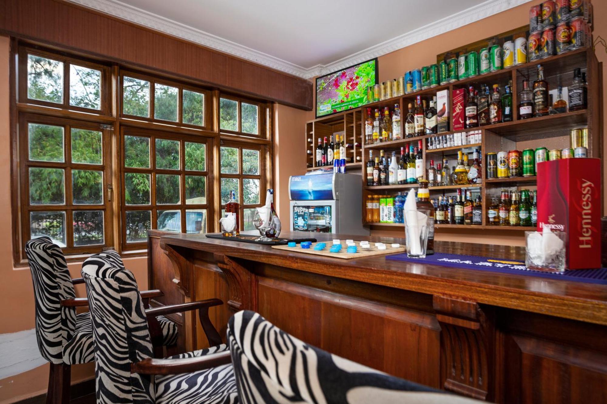 Chambai Hotel Naivasha Bagian luar foto