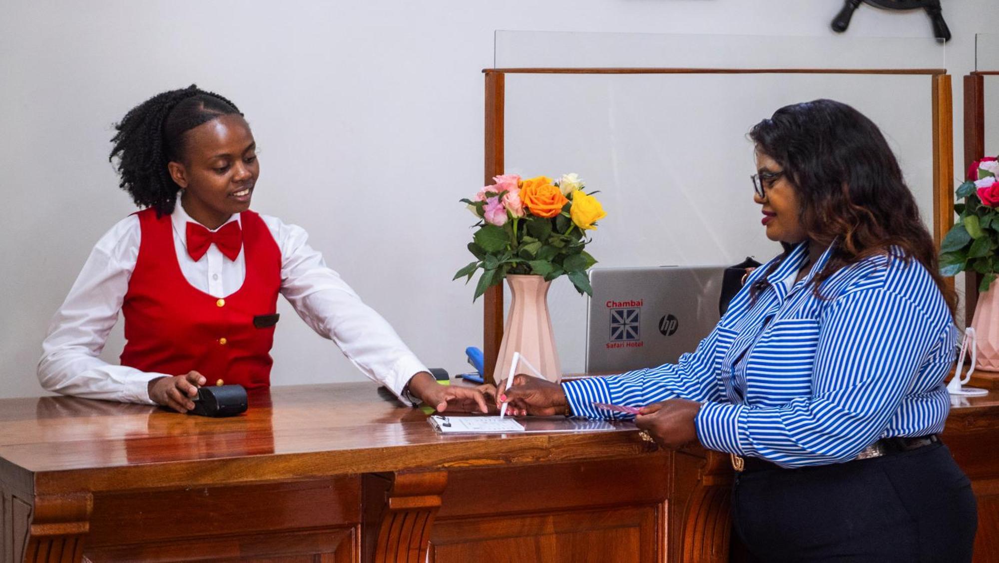 Chambai Hotel Naivasha Bagian luar foto