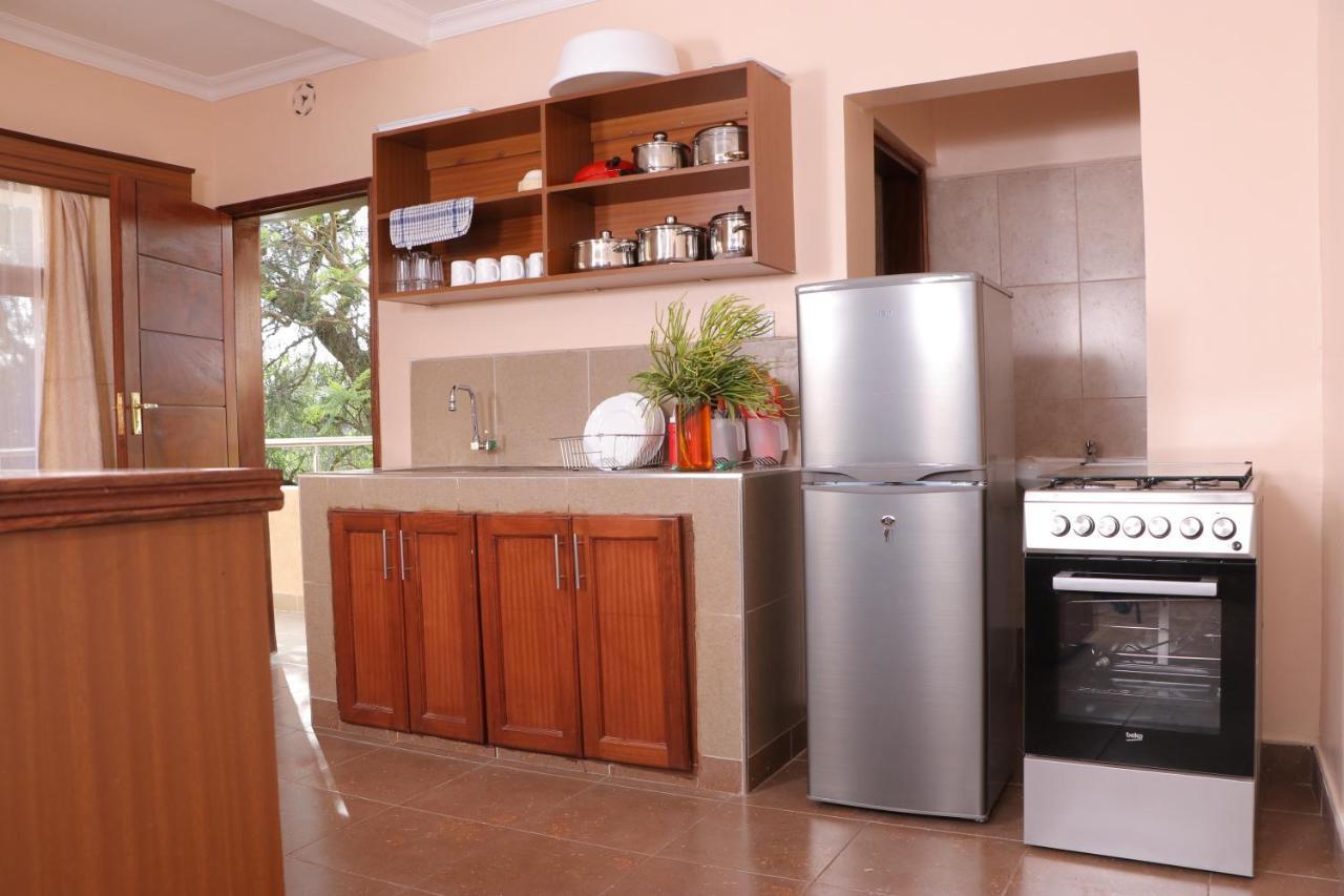 Chambai Hotel Naivasha Bagian luar foto